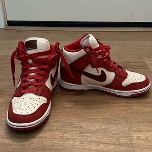 Nike dunks high